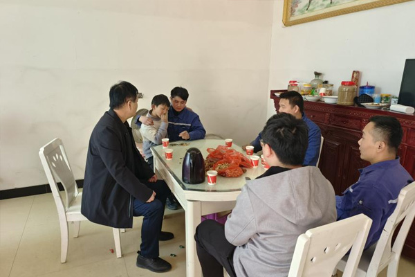 岁寒情更浓，慰问暖人心——弋阳环保春节走访慰问困难职工